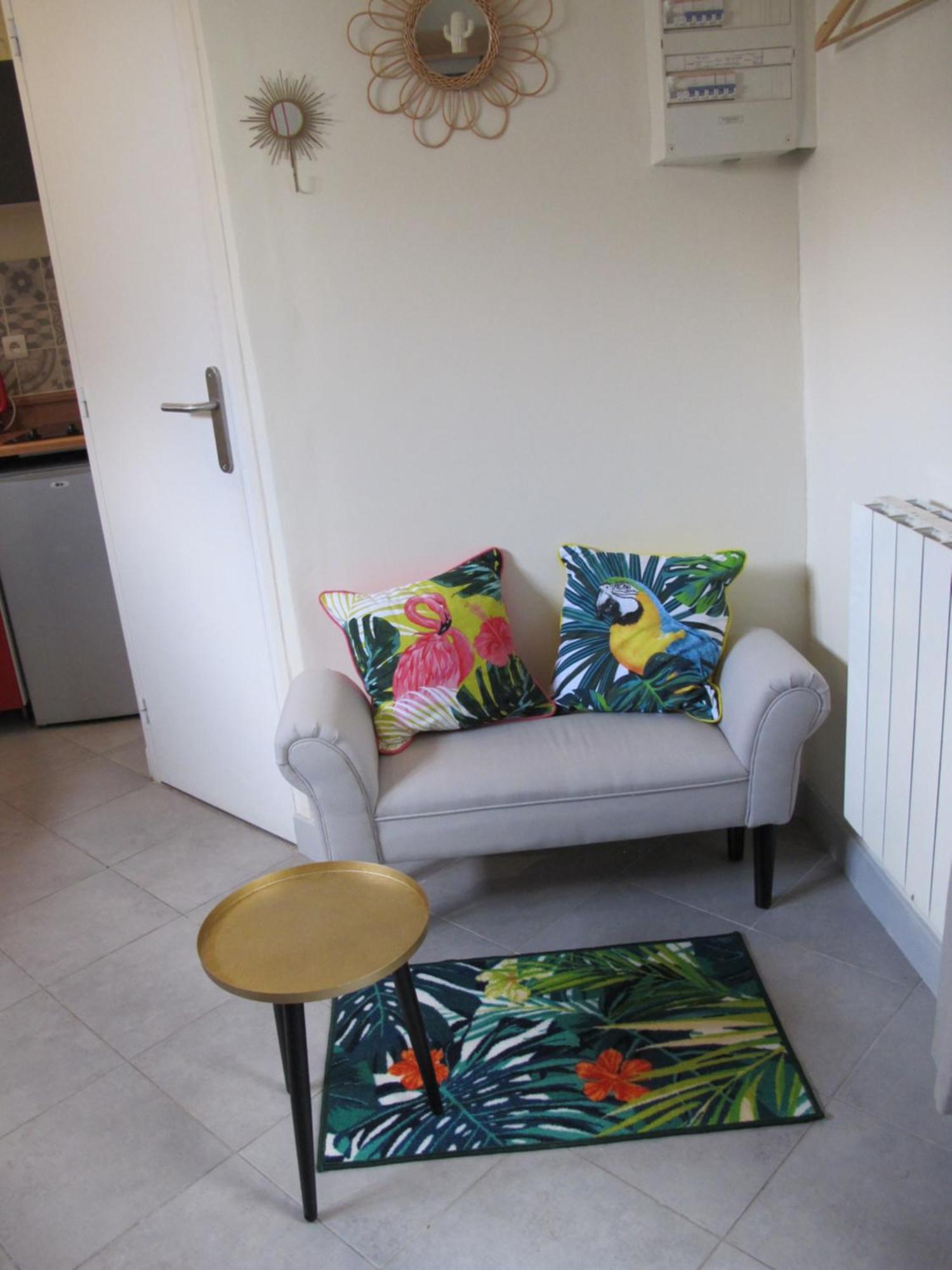 Studio Avec Cour Exterieure Aux Portes De Paris Bagnolet Esterno foto