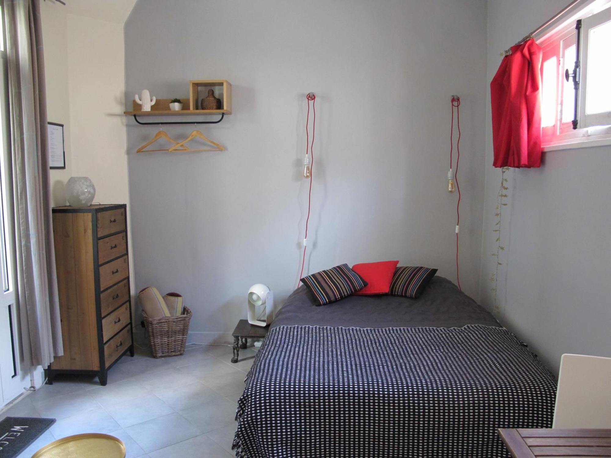 Studio Avec Cour Exterieure Aux Portes De Paris Bagnolet Esterno foto